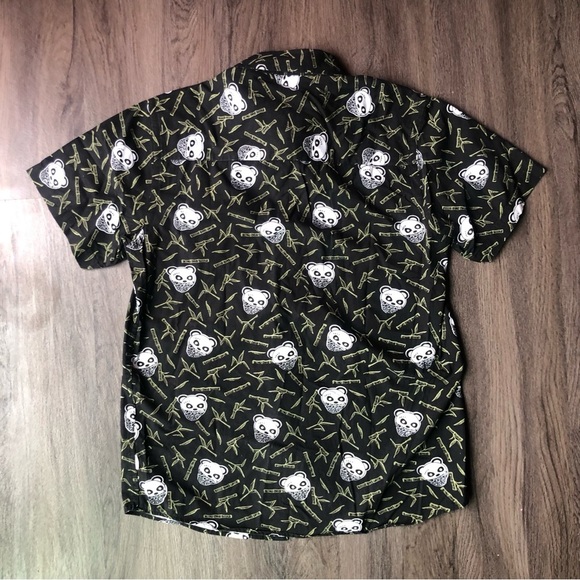 VSTR Mens Button Down Shirt Black Size Small Creepy Panda Japanese Print Anime - Picture 2 of 6